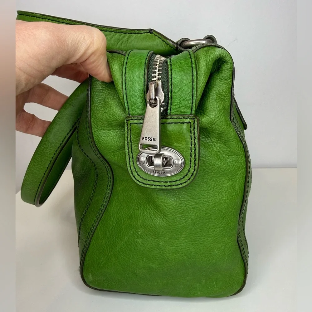 Fossil Kelly Green Pebble Leather Marlow Satchel Bag Purse Top Zip Closure